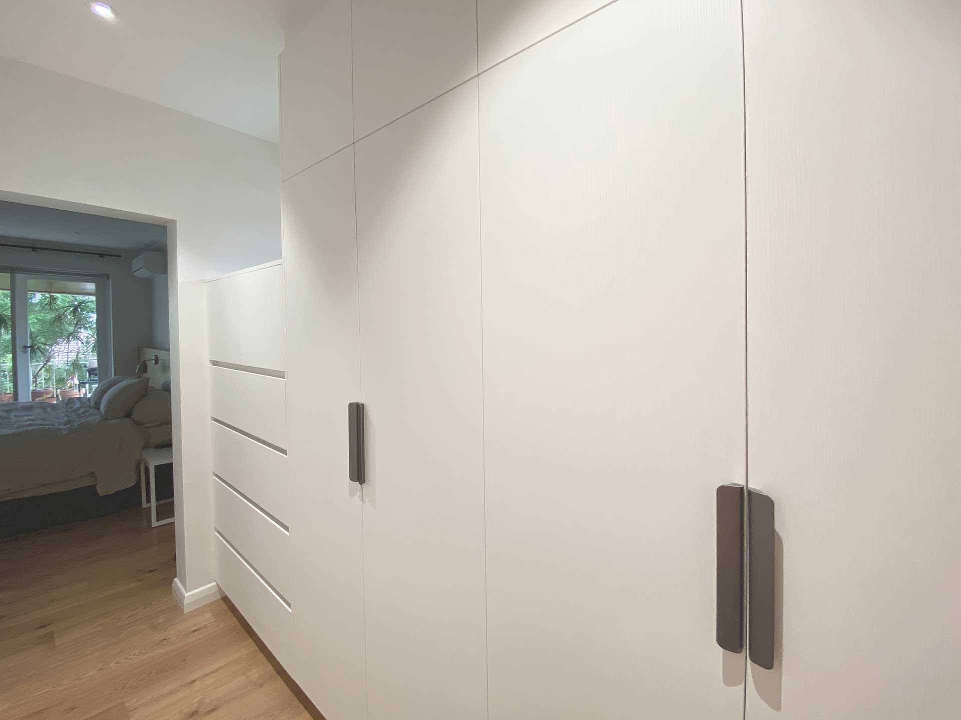 Experience Luxurious Walk-In Wardrobe Solutions At The Glen Iris Experience Luxurious Walk-In Wardrobe Solutions At The Glen Iris